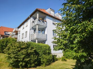 / frisch renoviert * 2-Raum Wohnung mit Balkon und TG-Stellplatz / sofort frei, 04435 Schkeuditz, Erdgeschosswohnung